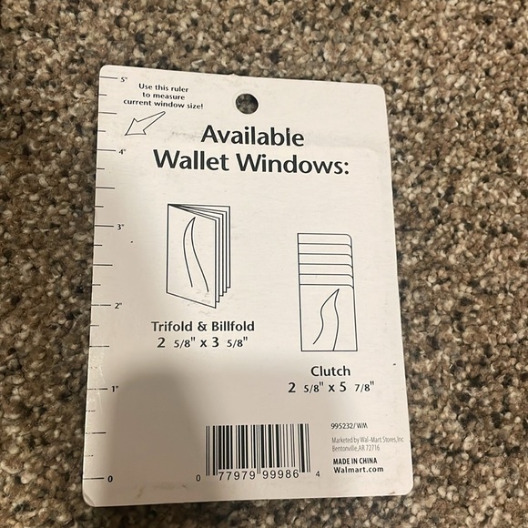 Trifold Wallet Windows
Holds 10 cards or photos fits most trifolds or - Picture 2 of 2